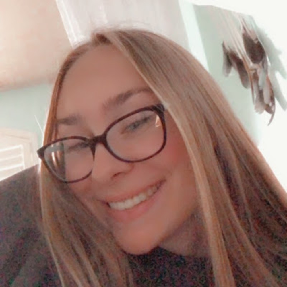 Meet your Posher, Madeline